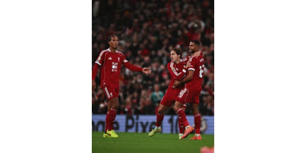 Liverpool lider tre Premier League-tap på rad